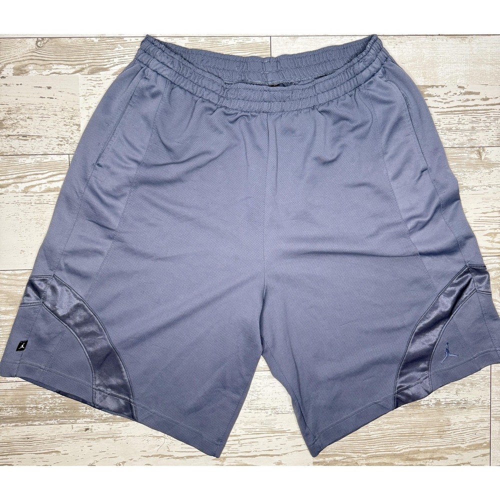 Jordan Shorts Mens 2XL Gray 11 Inseam Mesh Elastic Waist Basketball Gym Training